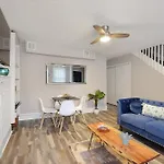 Spacious 3Br In Center City