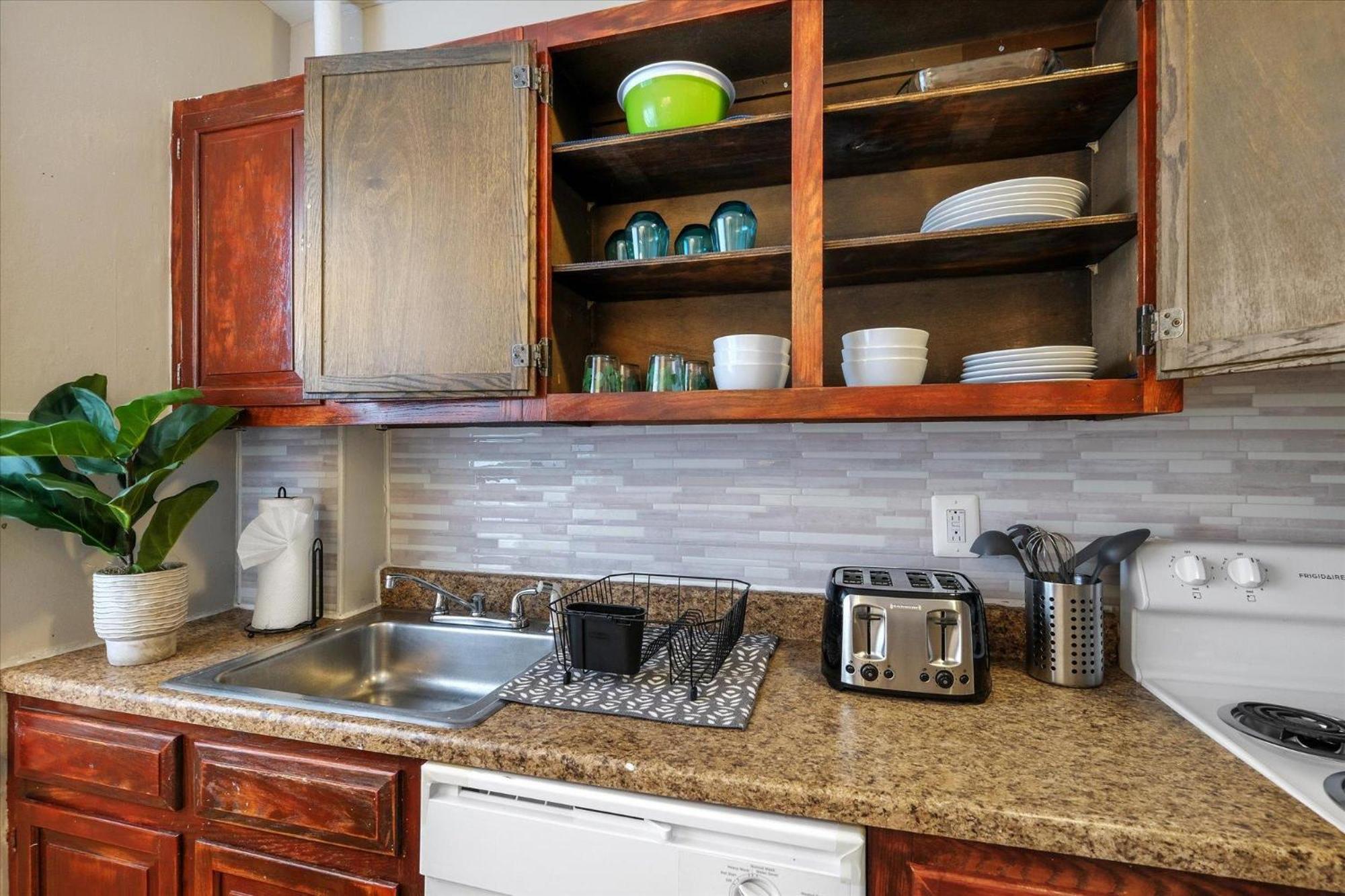 Apartment Spacious 3br In Center *